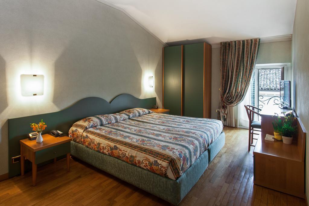 Hotel 감바라 객실 사진