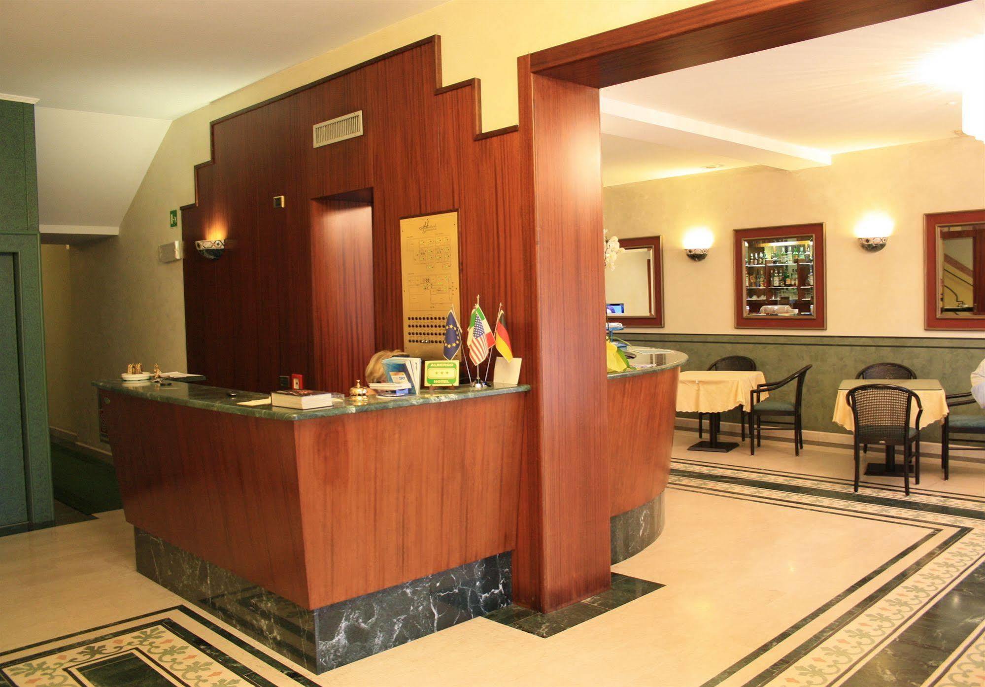 Hotel 감바라 외부 사진